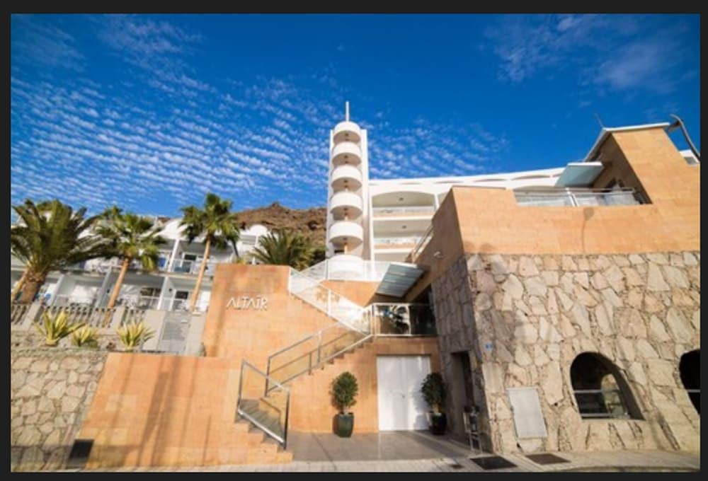 Altair Apartment Puerto Rico  Bagian luar foto