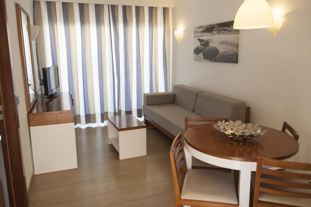 Altair Apartment Puerto Rico  Bagian luar foto